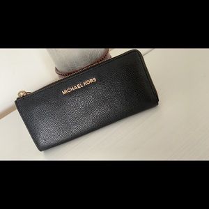 Michael Kors wallet